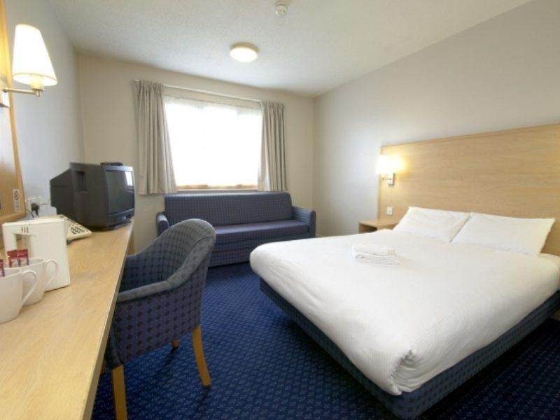 Travelodge Limerick Junction Exterior foto